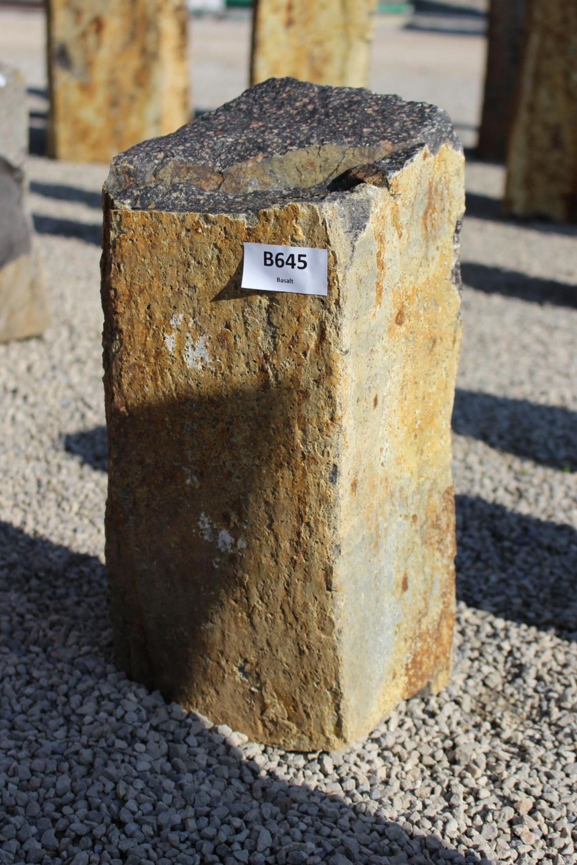 Basaltsäule ca. 15x14x38cm