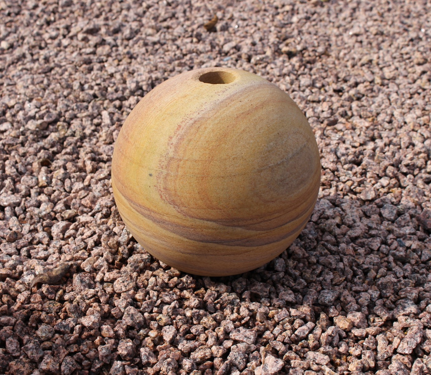 Sandsteinkugel mit Bohrung, Ø ca. 20 cm