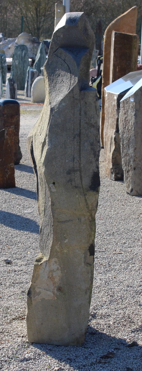 Basaltsäule ca. 70x25x157cm